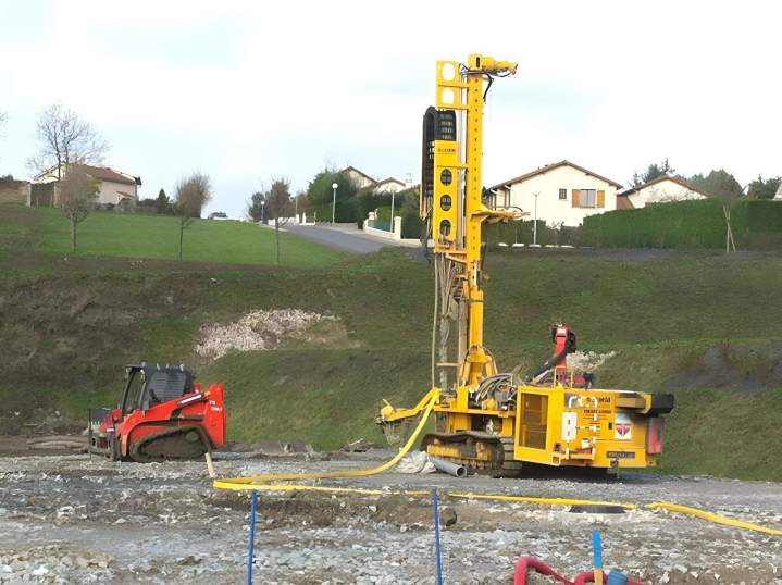 Machine pour forage géothermique Auvergne-Rhône-Alpes