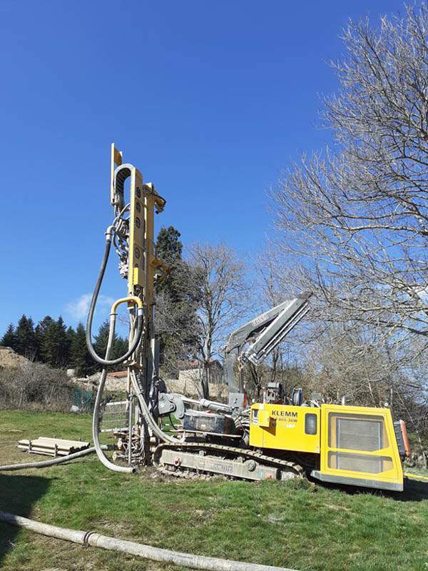 Machine de forage géotechnique Auvergne-Rhône-Alpes
