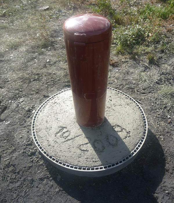 Borne de repérage ou de scellement de forage Auvergne-Rhône-Alpes